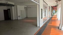 Mackenzie Road (D9), Retail #567749191